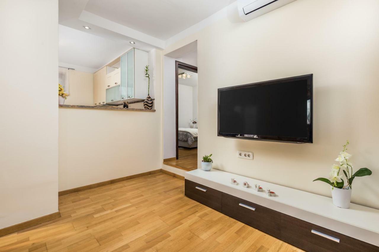 Apartman Javor Apartment Otocac Bagian luar foto